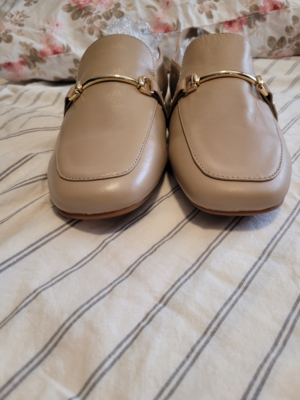 Le Chateau Flex Leather Loafers
